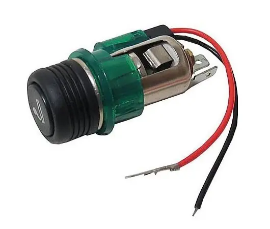 Speciální Cena Univerzální zásuvka do auta na 12V se zapalovačem - Automax