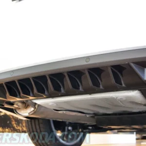 Nakupujte Hned Škoda Octavia III 17- facelift - středový difuzor zadního nárazníku