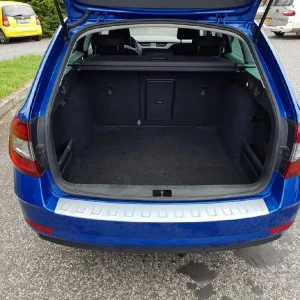 Škoda Octavia III Combi Facelift - ochranný panel zadního nárazníku - ALU LOOK Dokud Zásoby Vydrží
