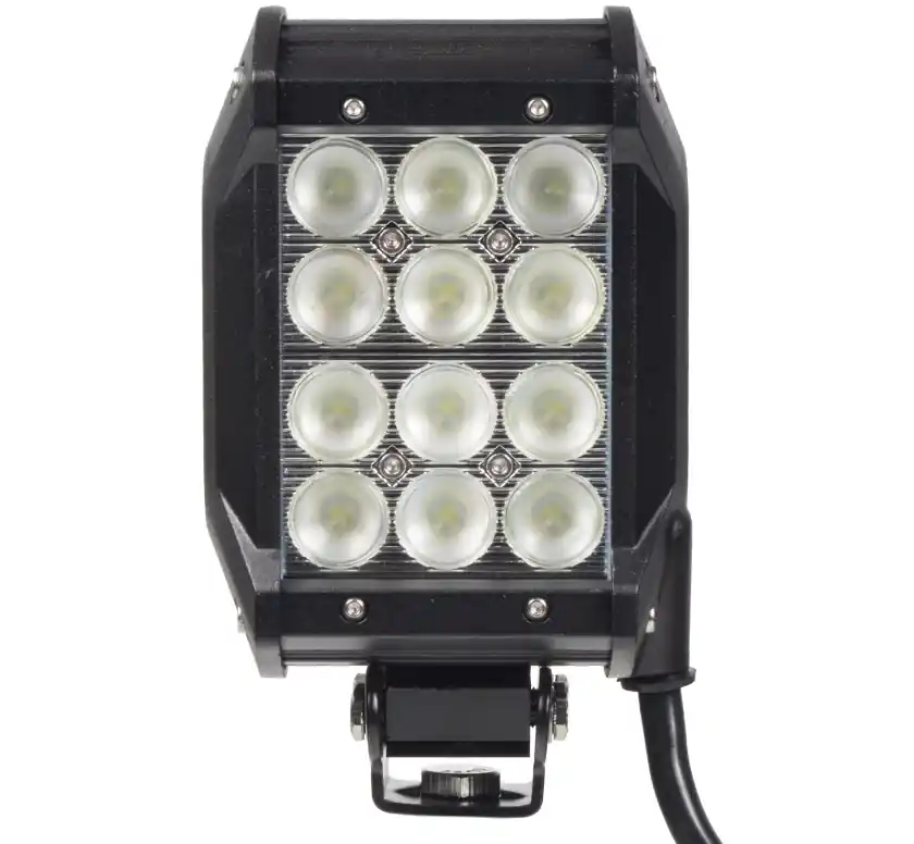 Nová Kolekce LED pracovní světlo 12 LED 3W CREE XBD čip - (3200 lumenů, rozptýlené světlo)
