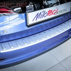 Nejlepší Volba Škoda Scala - práh pátých dveří - stříbrný matný