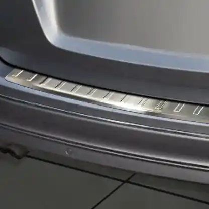 Cenově Výhodný Nerezový kryt prahu zadních dveří Mercedes Benz C S204 Combi Facelift (2011 - 2014) - Avisa 2/35821