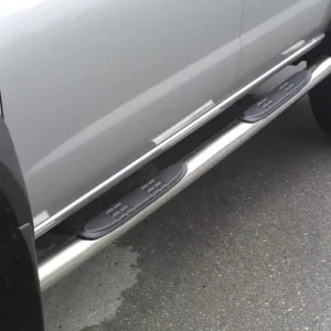 Nerez boční nášlapy se stupátky Nissan Pick Up doublecab 130 CV Výhodná Nabídka