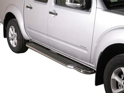 Boční nerezové nášlapy Nissan Navara II FL Vrácení Zdarma