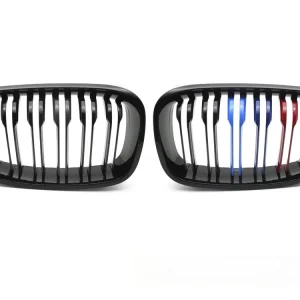 Cenový Hit BMW F20/F21 2011-2014 - Přední maska double bar černá lesklá s trikolórou